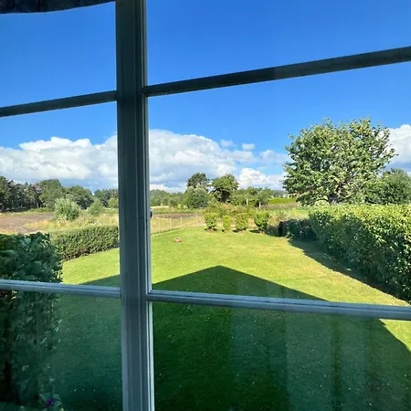 Romslig Enebolig I * 그림스타드