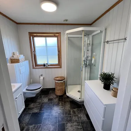 Romslig Enebolig I 아파트