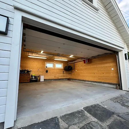 アパート Romslig Enebolig I *